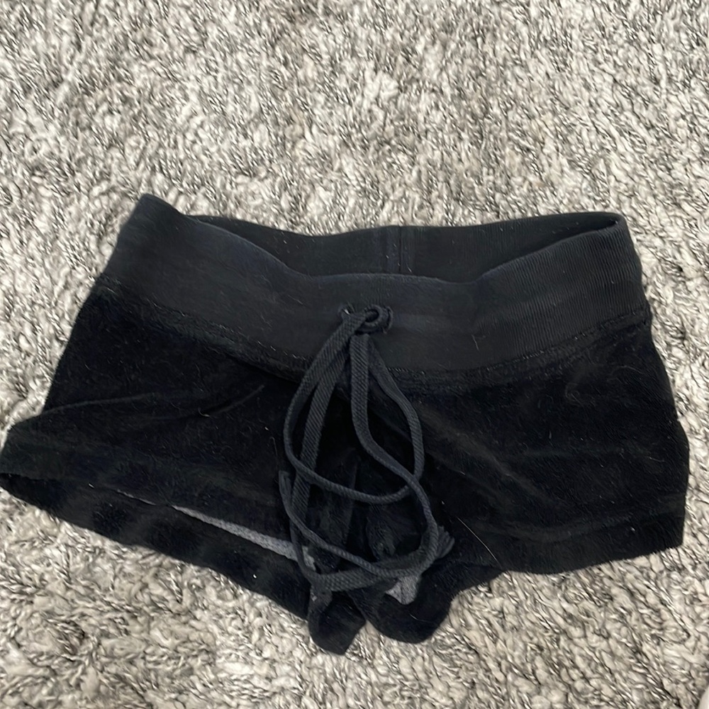 kids black hard tail shorts